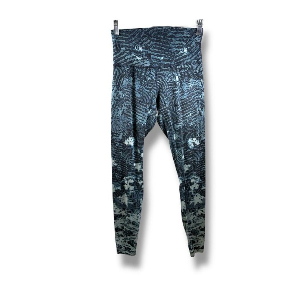 Lululemon Nulu Align 28” in Lace Starlight Multicolor Size 6
